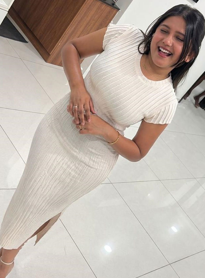 24/7 Russian Escort Hyderabad